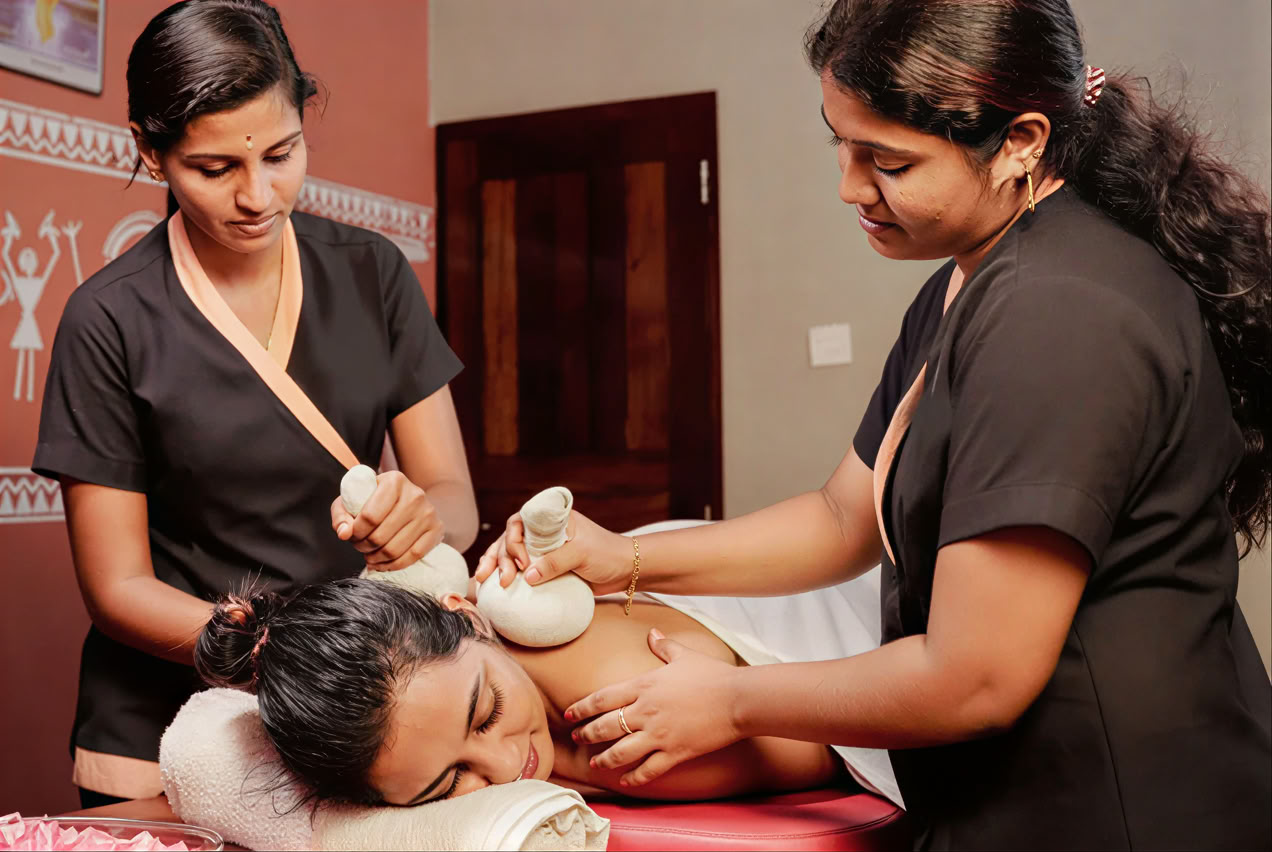 6 naktys / 7 dienų holistinis ajurvedinis sveikatingumo retritas moterims Keraloje, kurį organizuoja Dhathri Ayurveda