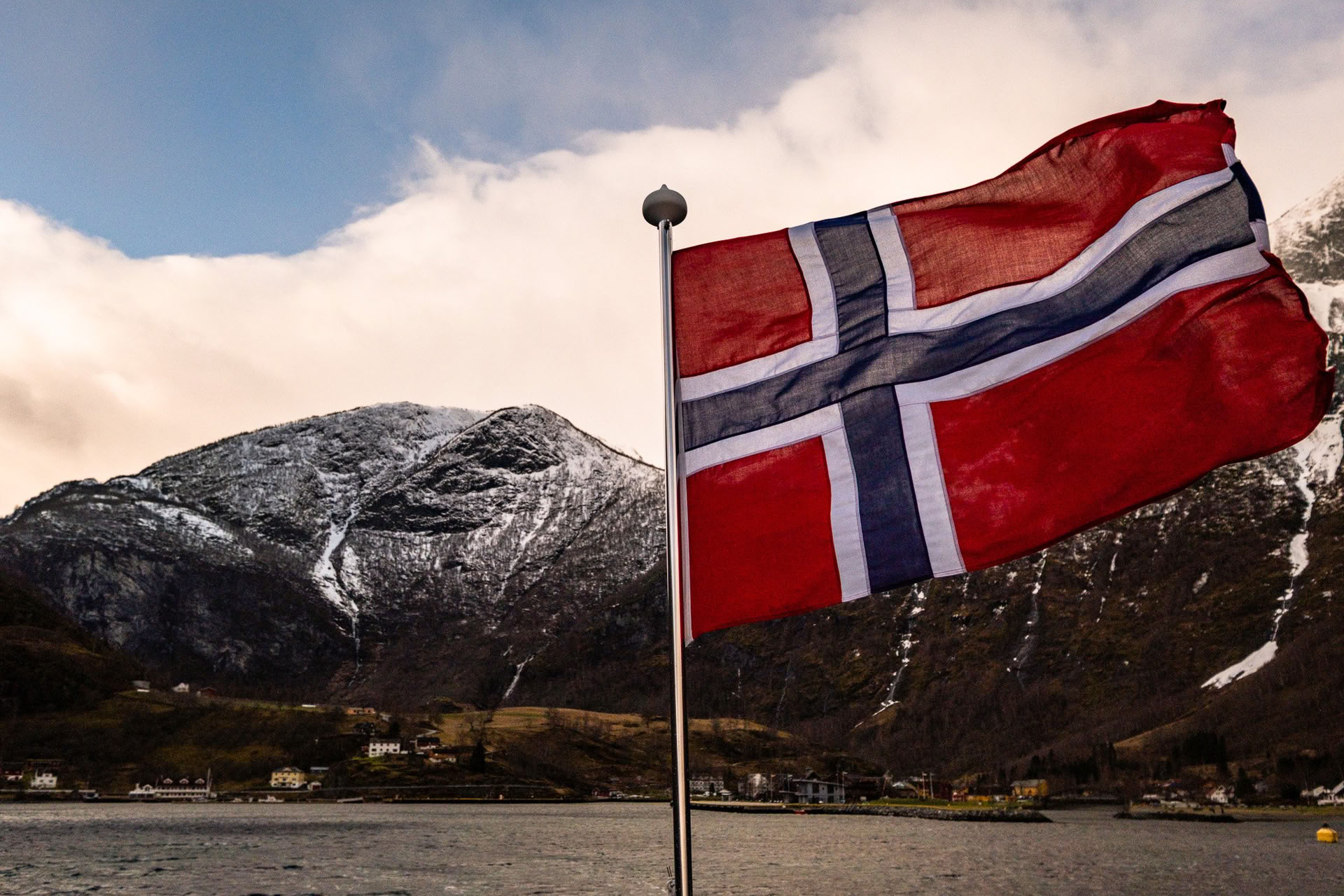 Norvegijos joga ir žygiai su kuprine
