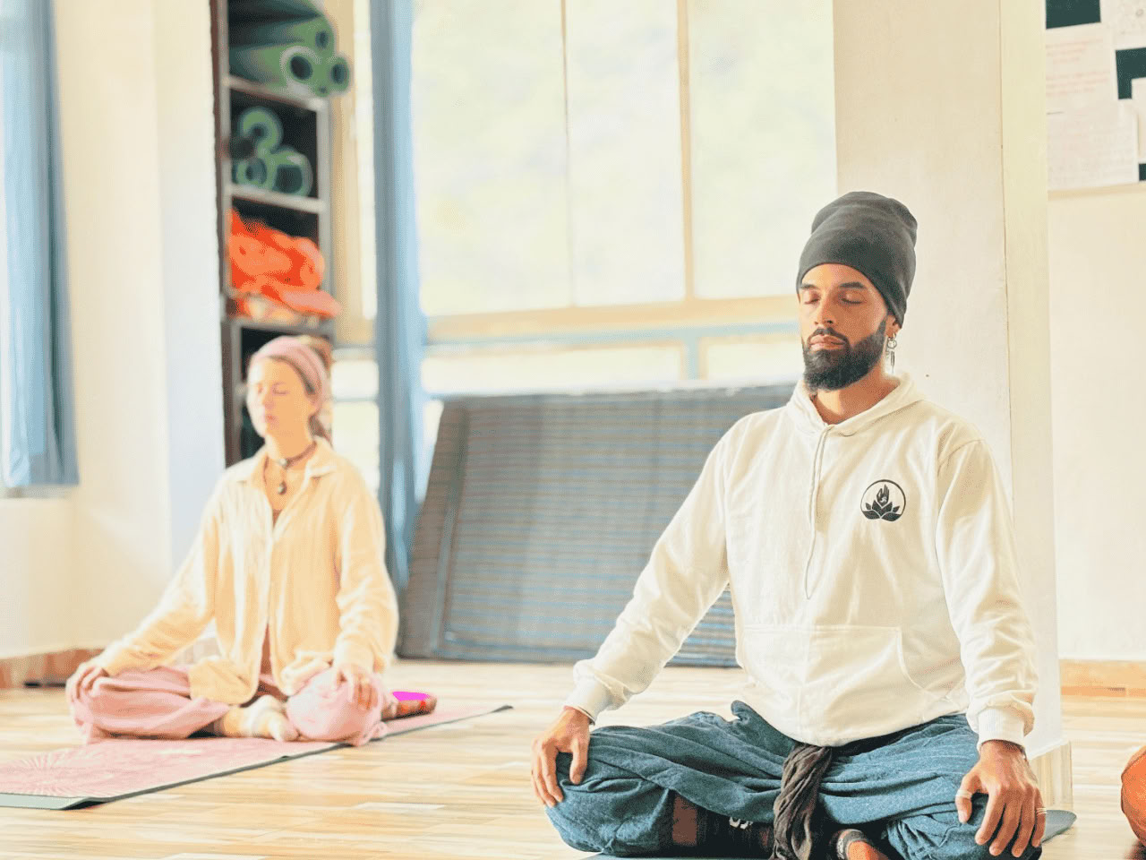 300 valandų pažangūs Kundalini jogos mokytojų mokymai Rišikeše, Indijoje – 2026 m. balandis