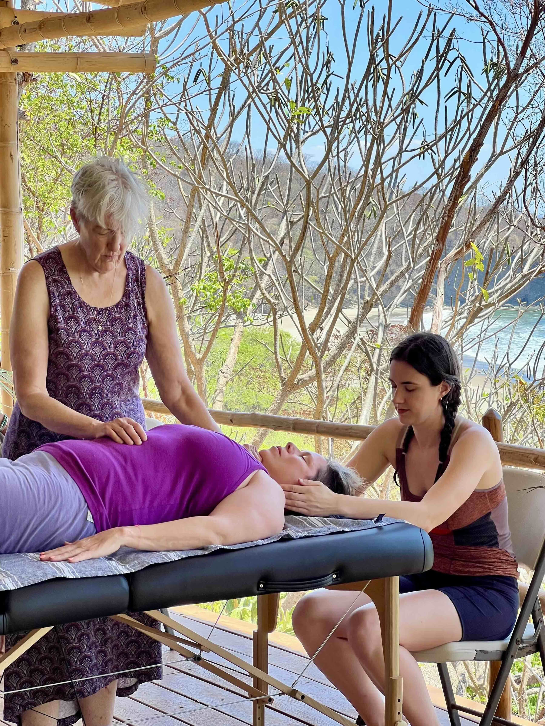 Usui Reiki ir jogos retritas — Mother of Pearl Healing Center