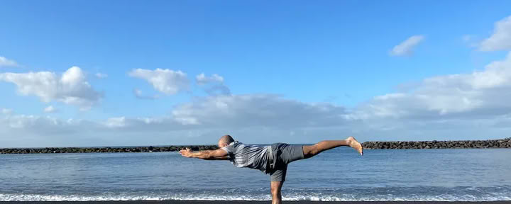 Iyengar jogos retritas su Uday Bhosale