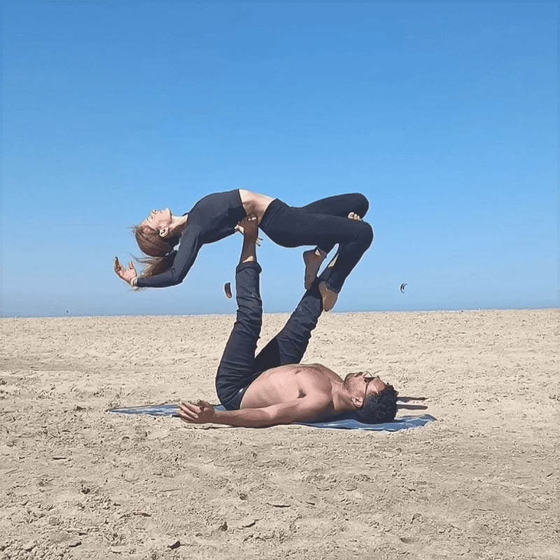 Floripa Summer Play: Joga, akro ir inversijos