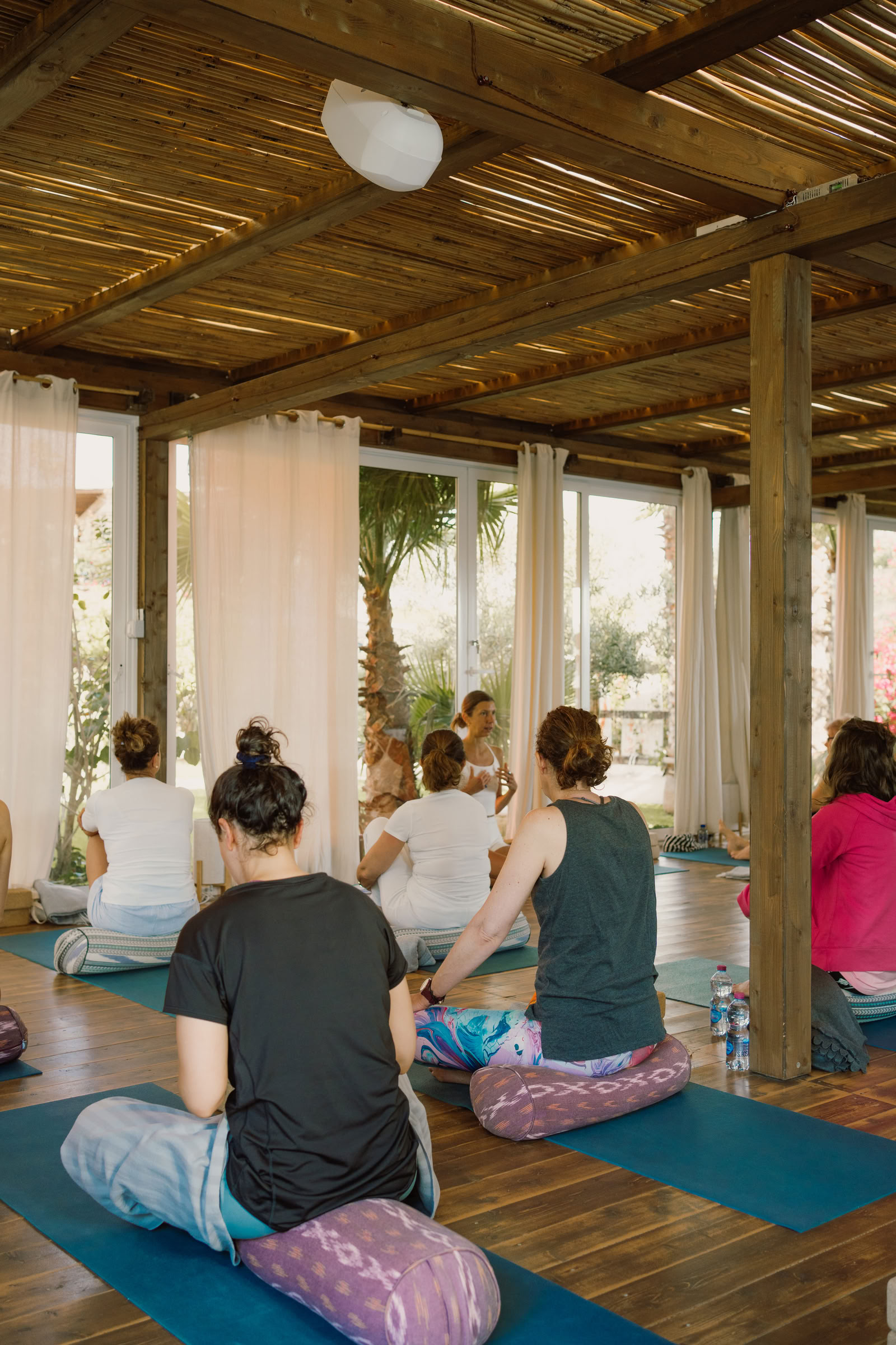 Floripa Summer Play: Joga, akro ir inversijos