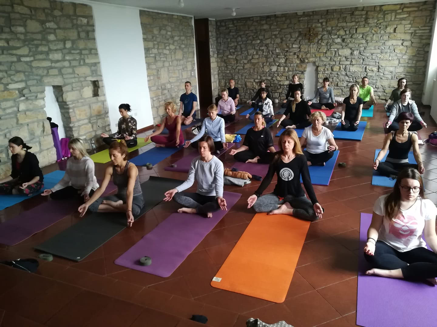 Joga ir 7 čakros: žinios ir integracija praktikoje