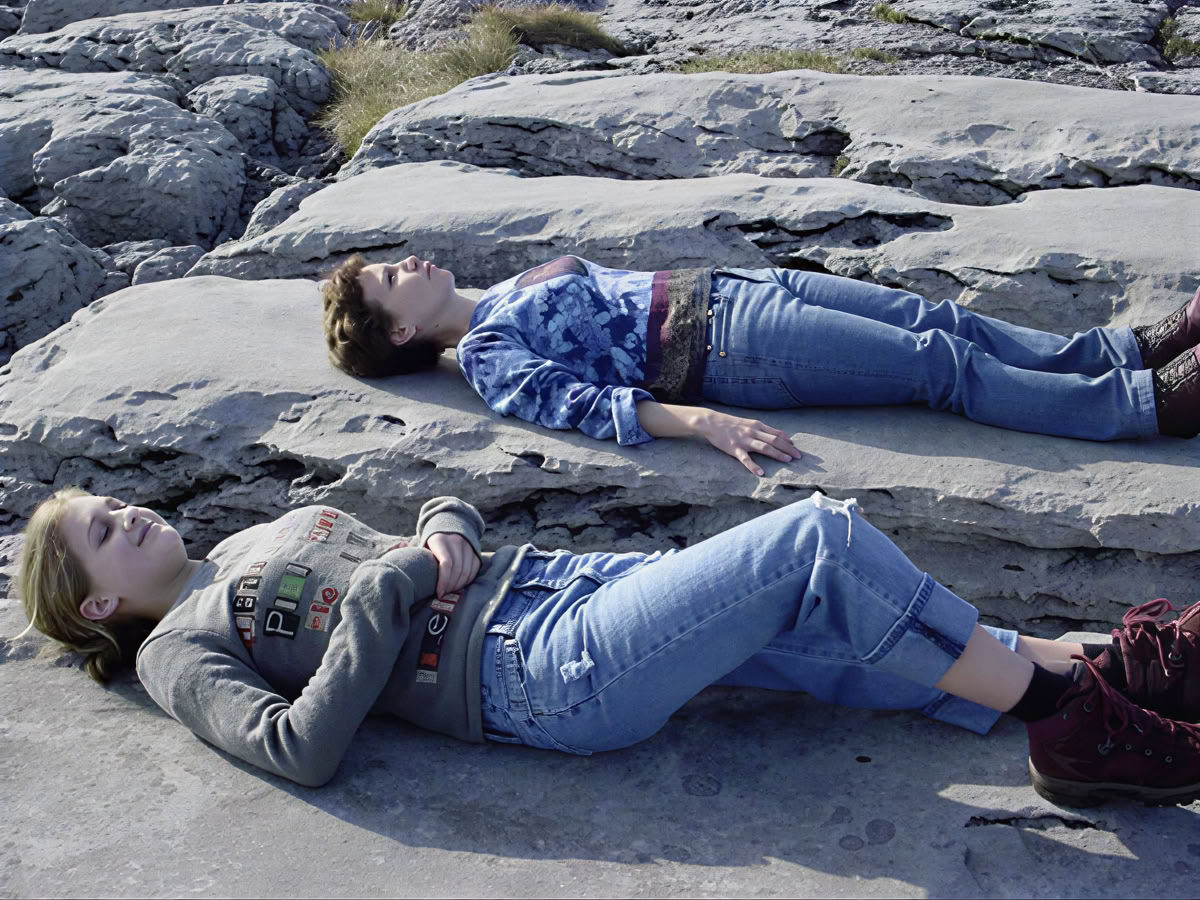Kvėpavimas, ramybė ir somatinė joga su Eleanor Dawson | Burren Yoga Retritas | Sveikatingumo retritai Airijoje