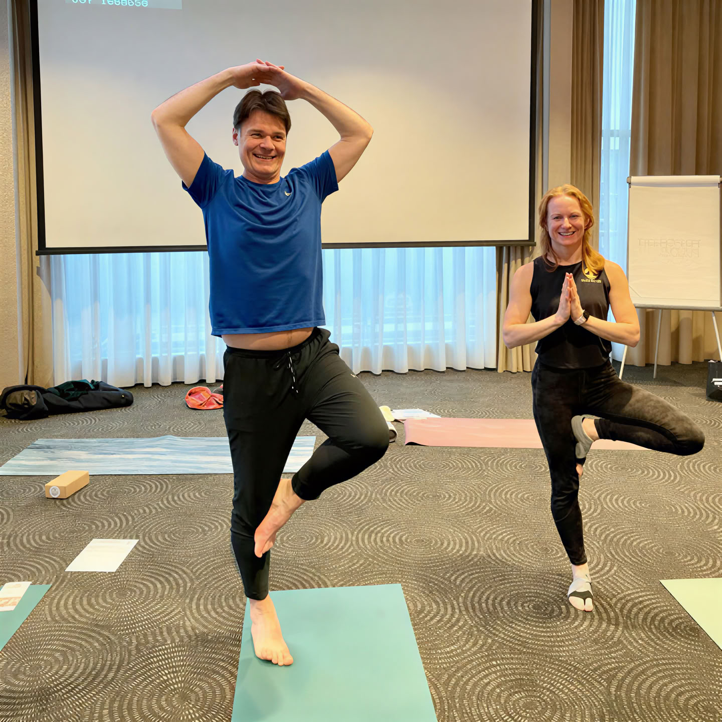 Joga terapijos grupinė pamoka