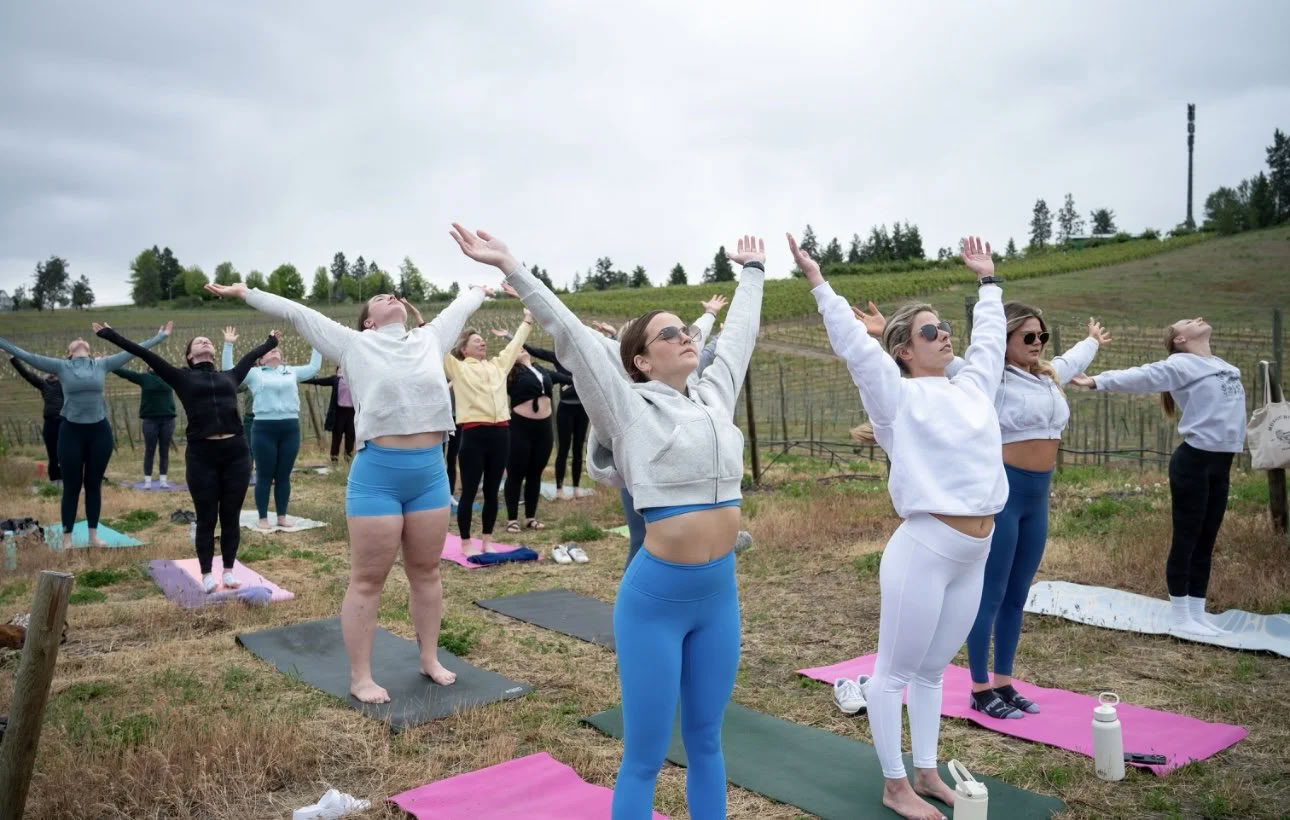 Prieplaukos tėkmė: joga ir meditacija prie Okanagano ežero!