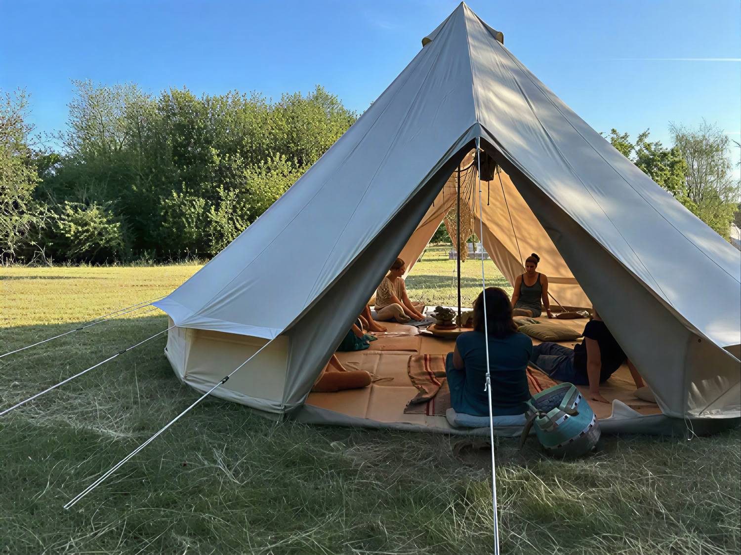 Enwild 1 dienos savęs priežiūros retritas: pailsėk. Atgaivink jėgas. Vėl užmegzk ryšį.