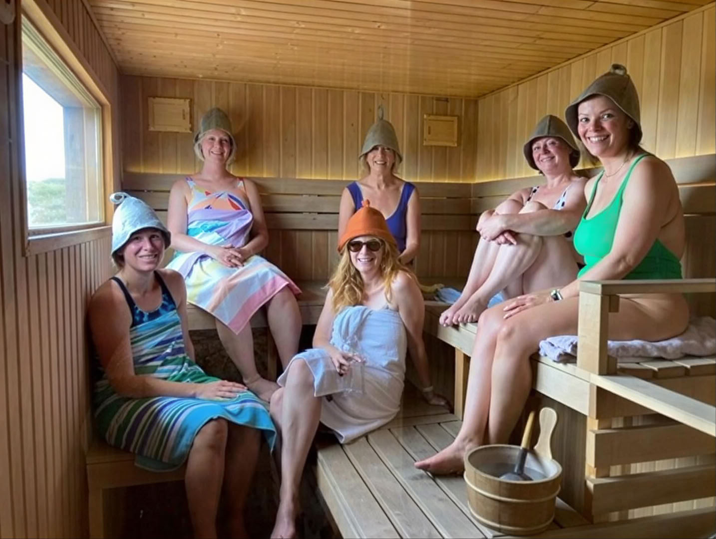 Pirmadienio rytai su Angharad – švelnioji joga