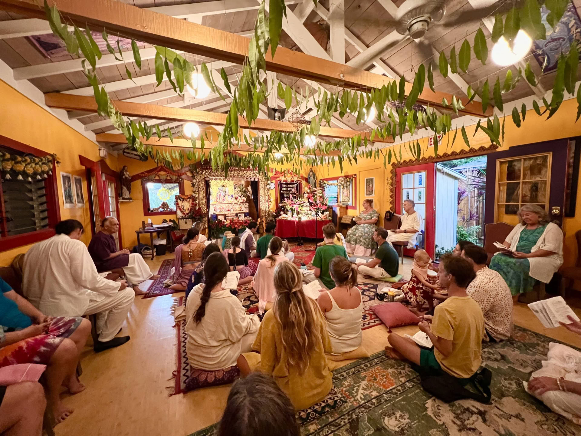 Reiki gydymo prisilietimai antradieniais su Manesha
