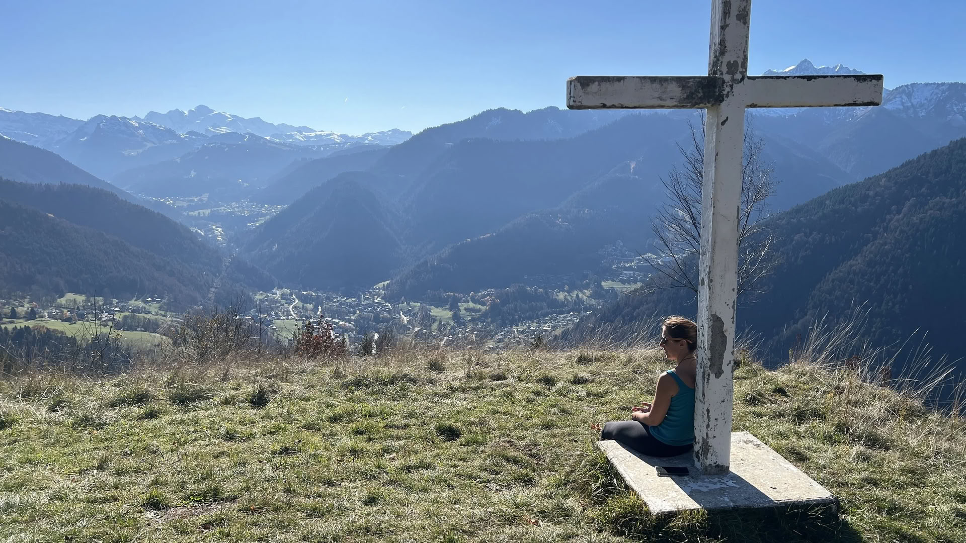 Sugrįžimo namo retritas: dėmesingo buvimo, jogos ir žygių retritas Prancūzijos Alpėse