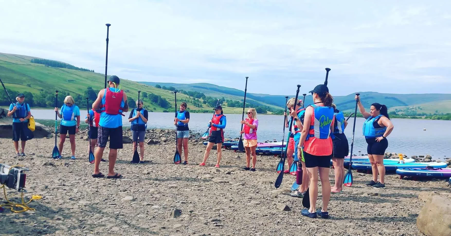 Pradedančiųjų SUP, joga, maudynės laukinėje gamtoje ir sauna