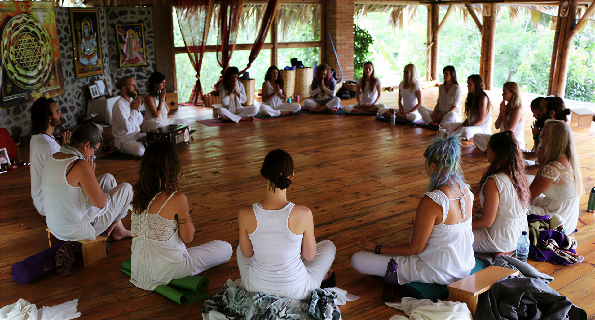 200 valandų RYT · Toskana, Italija · „Yoga Alliance“ sertifikuota