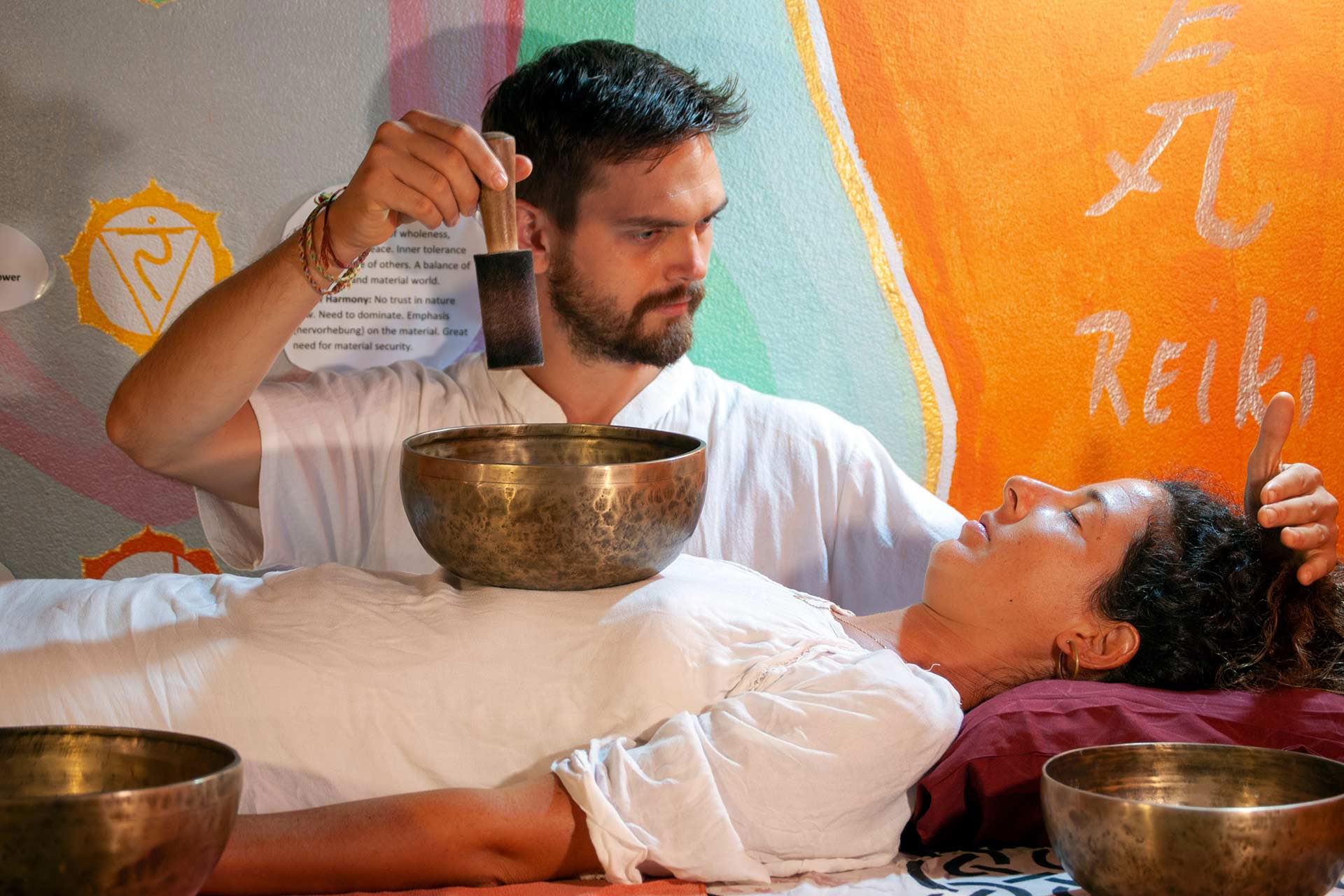 Garso terapijos ir dainuojančių dubenų meditacija Tailande, Krabyje