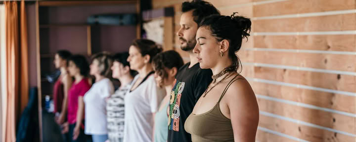 2026 m. vasaros retritas | Iyengar joga, hatha–krija ir tantra joga su Pablo Ferrero