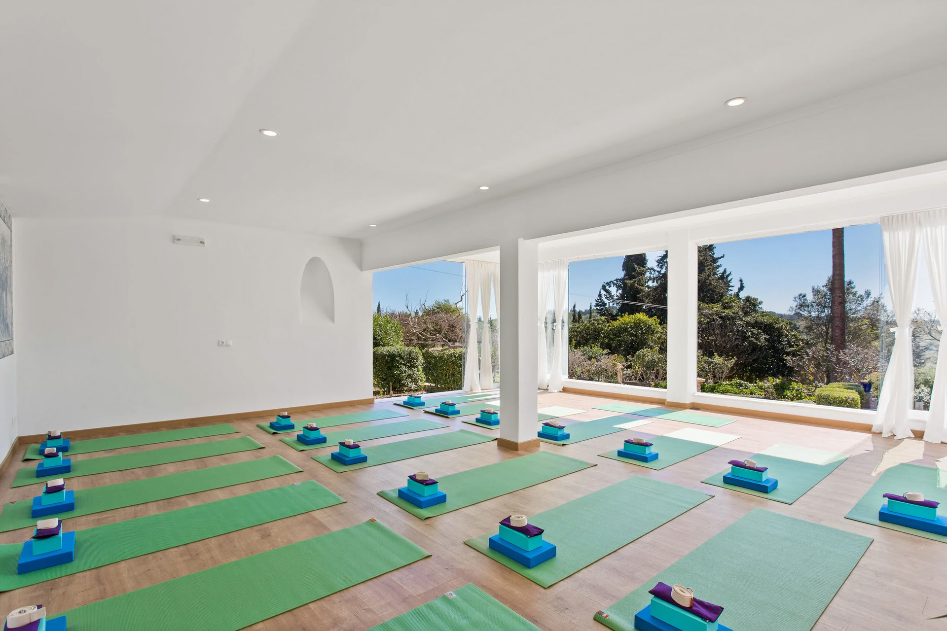 Joga retritas su Anna Schneider