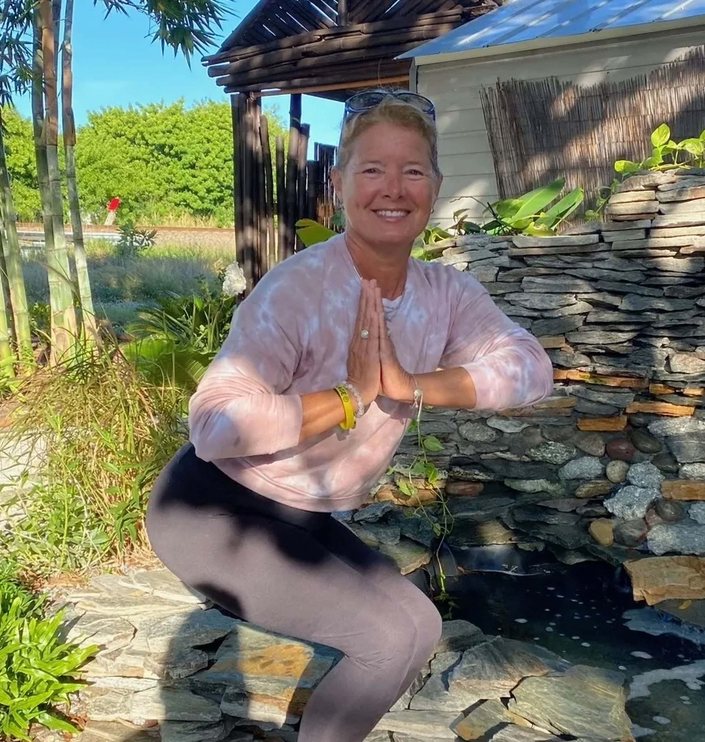 Joga retritas su Sophia ir Suzie