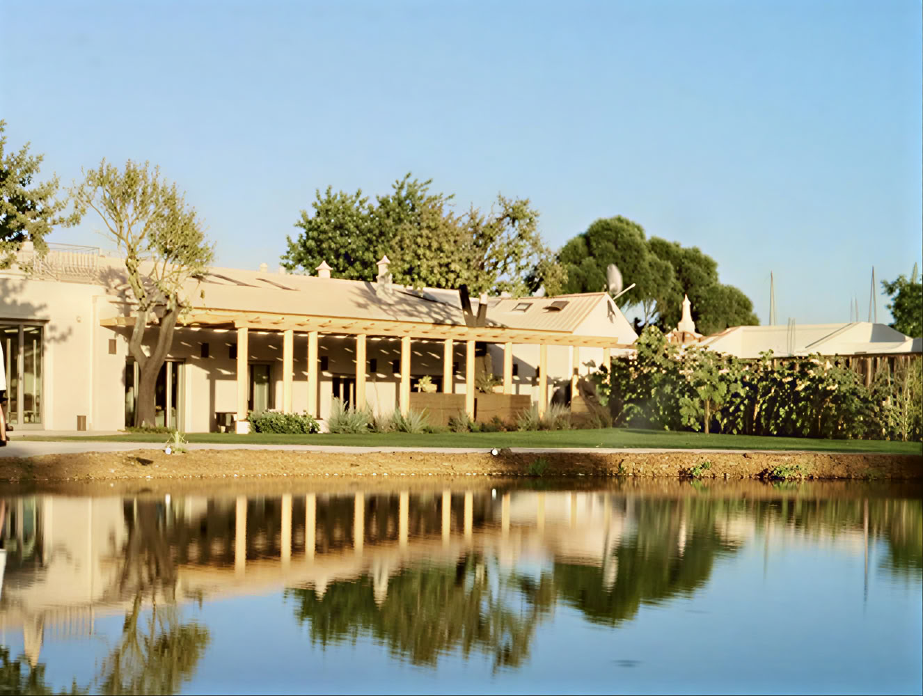 Savo tėkmės paieškos Algarve retritas