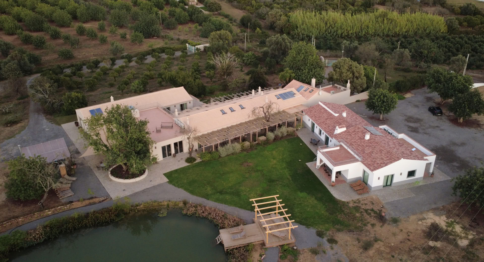 Savo tėkmės paieškos Algarve retritas
