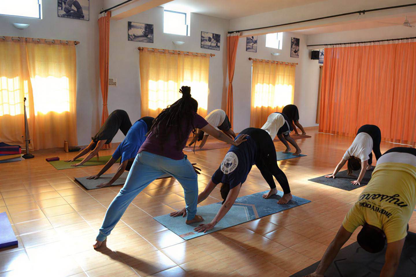 Pirmadieniais–trečiadieniais–penktadieniais 11–12.00 val. | samudra joga