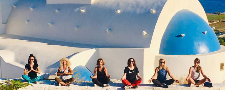 Joga atostogos Santorinyje