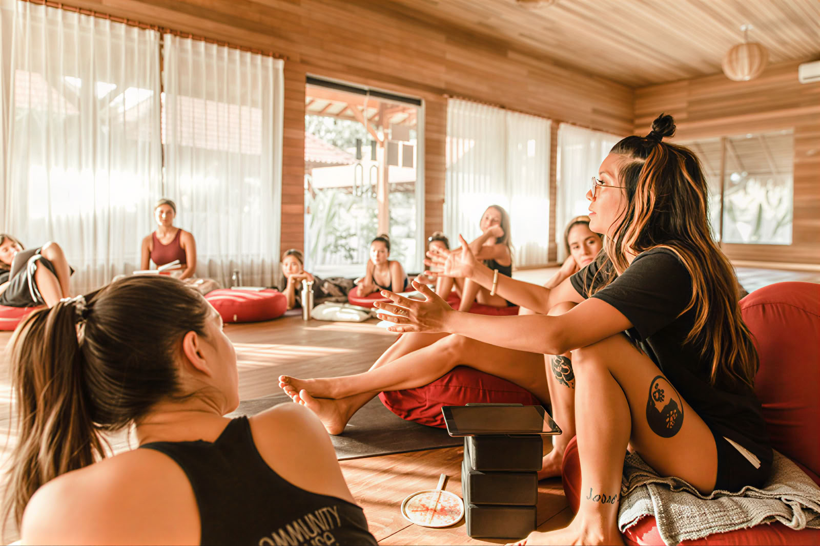 50 valandų Vinyasa sekų sudarymo jogos mokytojų rengimas