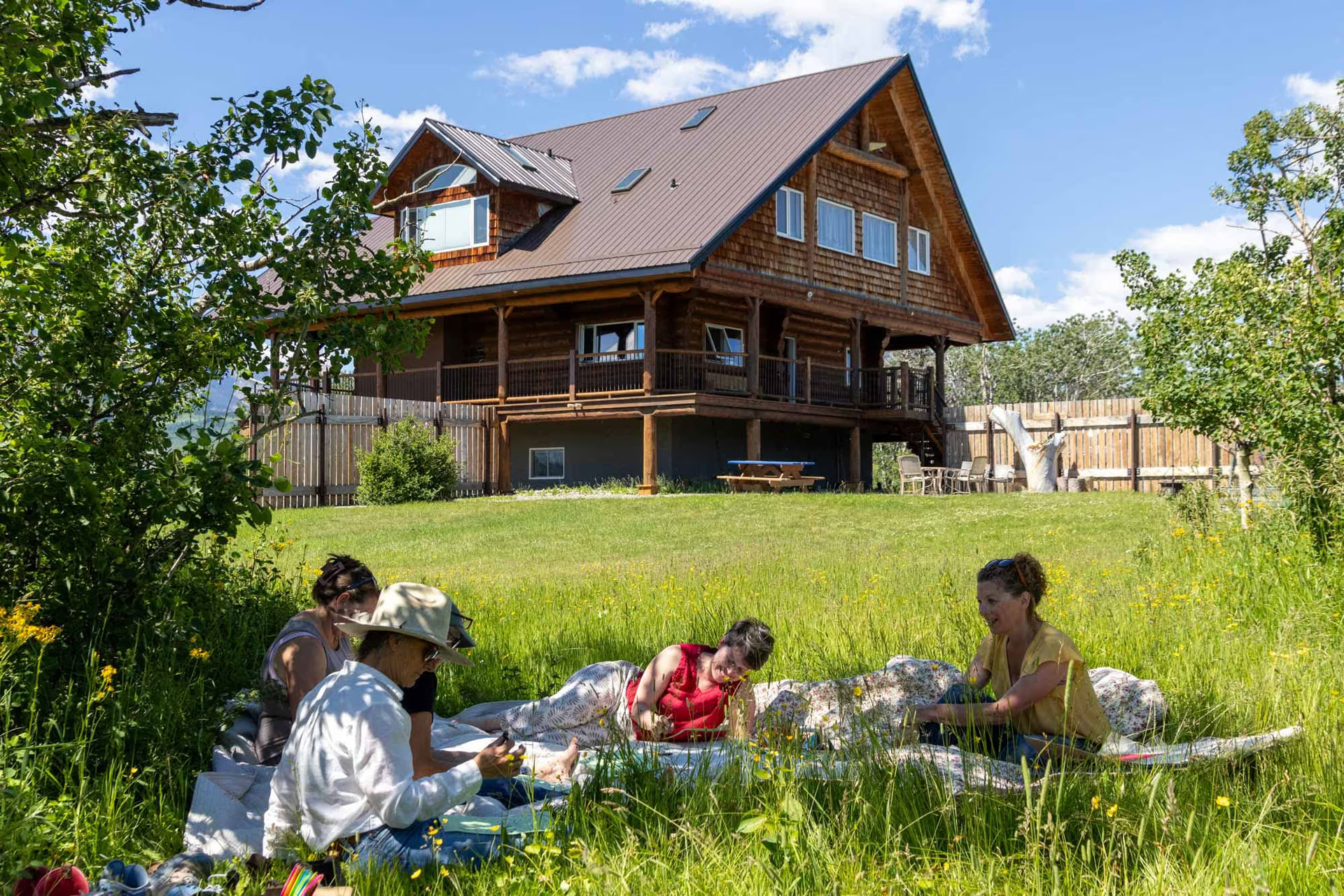 Privatūs nedideli grupiniai vedami muselinės žūklės užsiėmimai su Eastslope Adventures