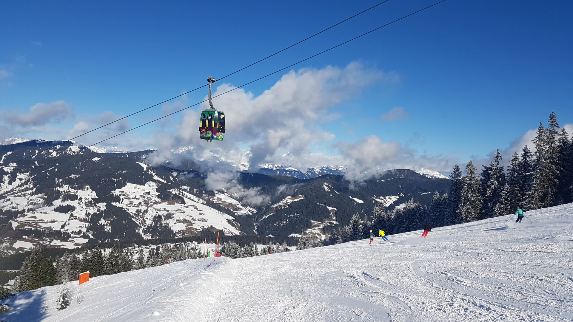 Žiemos jogos retritas Italijos Dolomituose