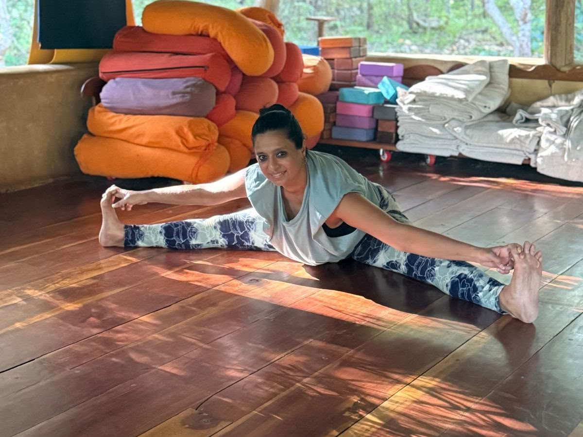 Samanta Duggal – tradicinė hatha joga ir streso paleidimas