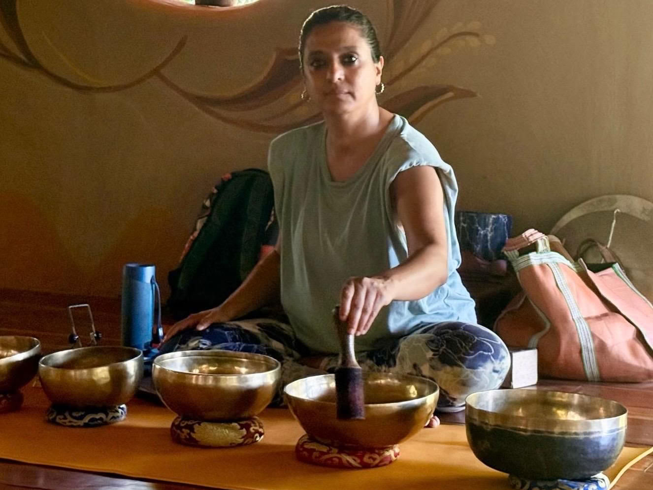 Samanta Duggal – tradicinė hatha joga ir streso paleidimas