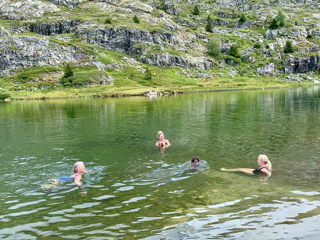 Joga ir pasivaikščiojimas Prancūzijoje