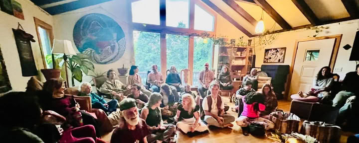 Derliaus susibūrimas N.E.S.T. su Hudson Valley Psychedelic Society — ESKFF NEST
