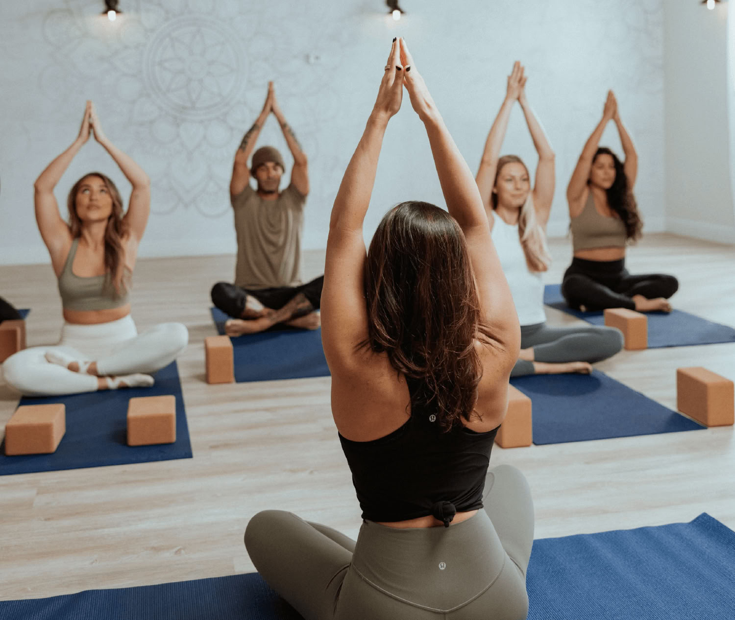 Mission Yoga 200 val. mokytojų rengimo programa