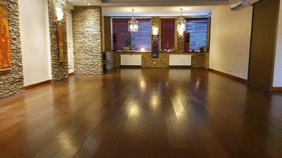 Studija „Menas būti“