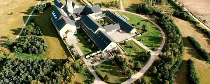 Palendrių šv. Benedikto vienuolyno svečių namai