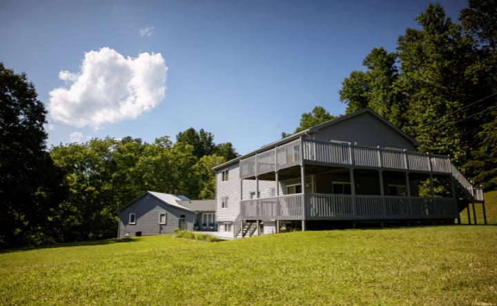 "Sanctuary Retreat Center