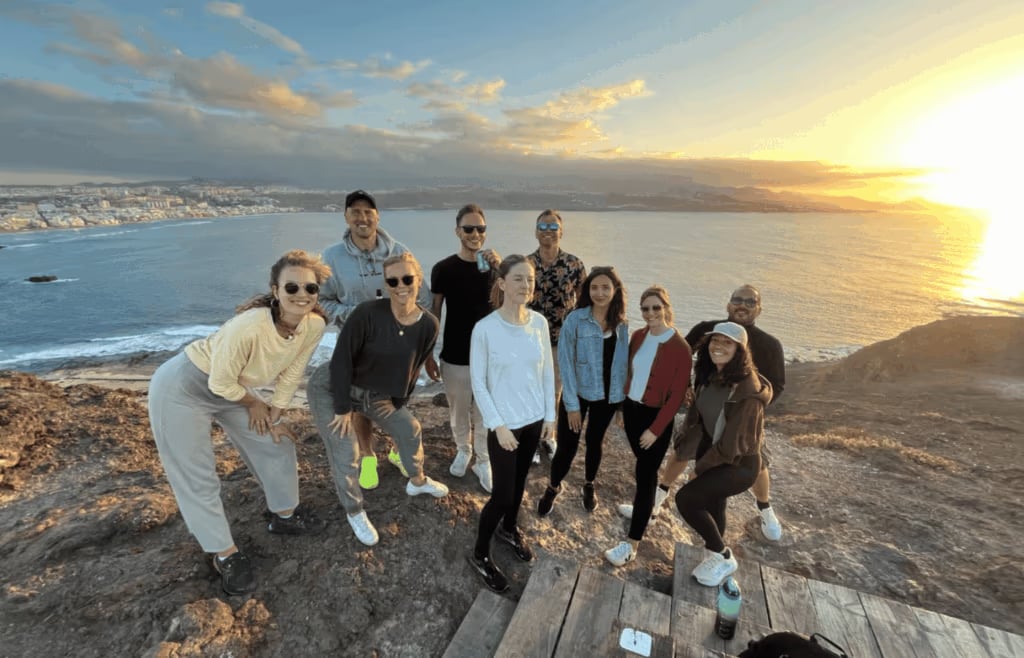 Žiūrėti Jogos retritai Kanarų salose