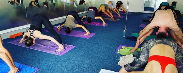 Momos HotYoga Malta