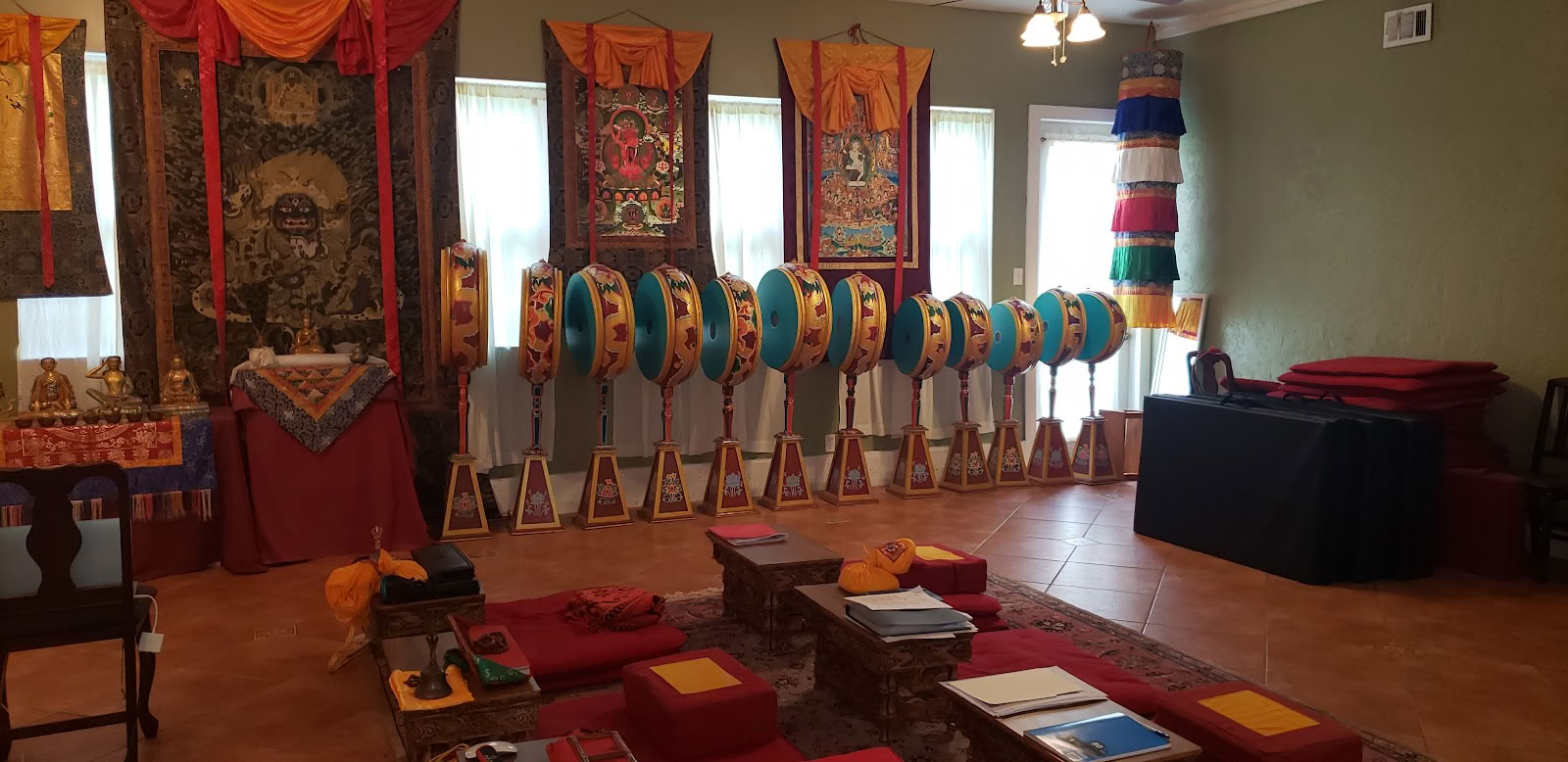Sąmoningumo meditacijos centrai