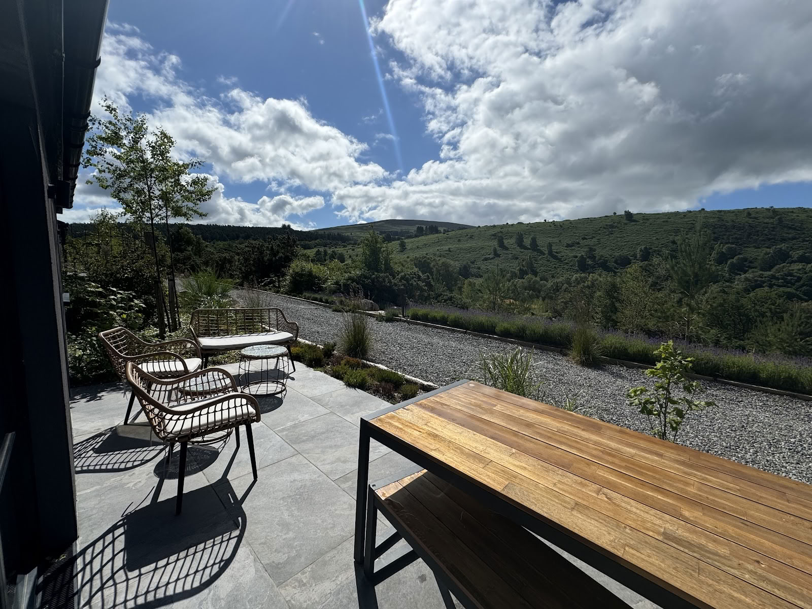 „The Deerstone Eco Hideaway“