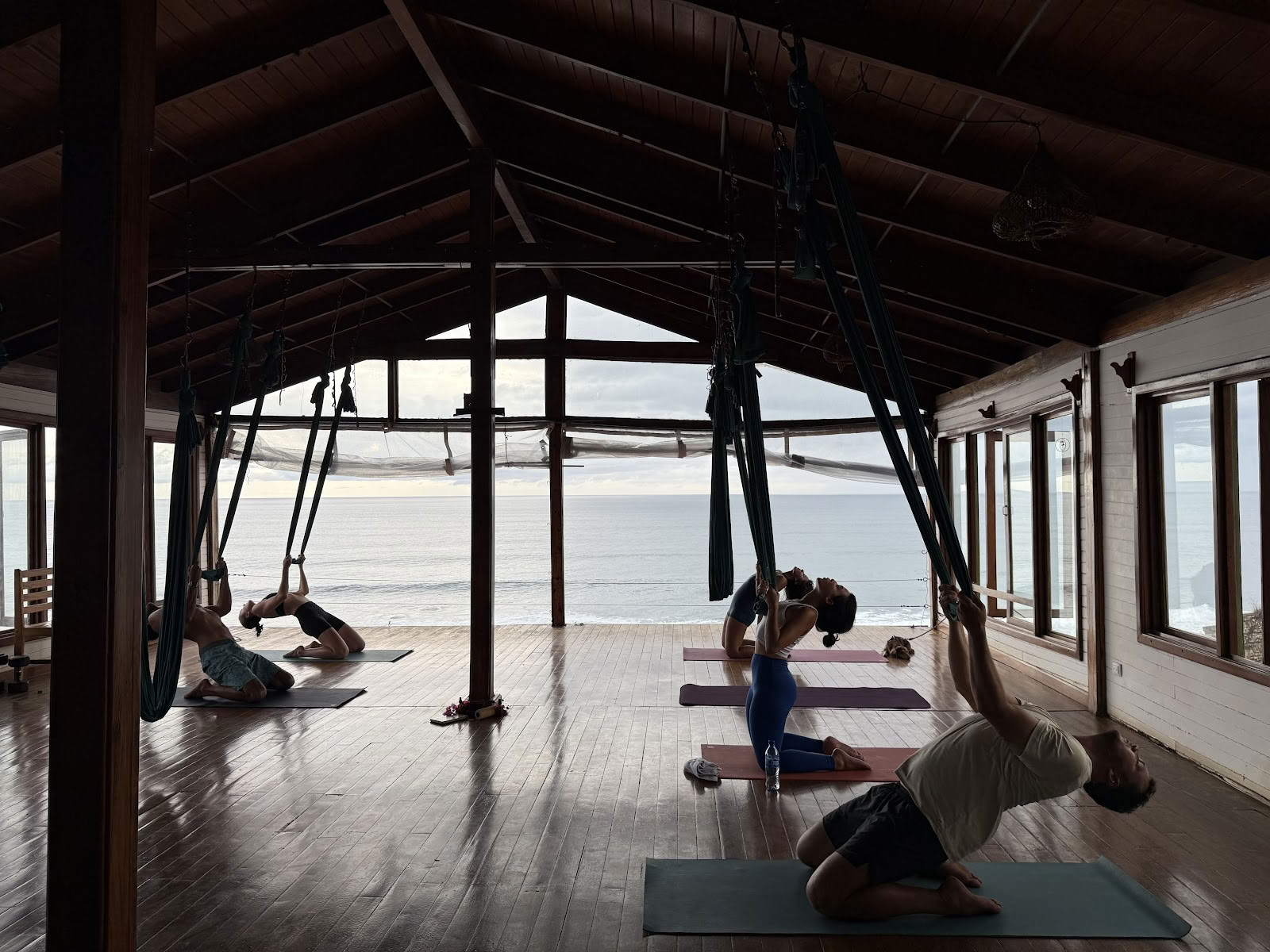 Flowwithbritt Jogos/Pilateso/Sculpt ir Flow