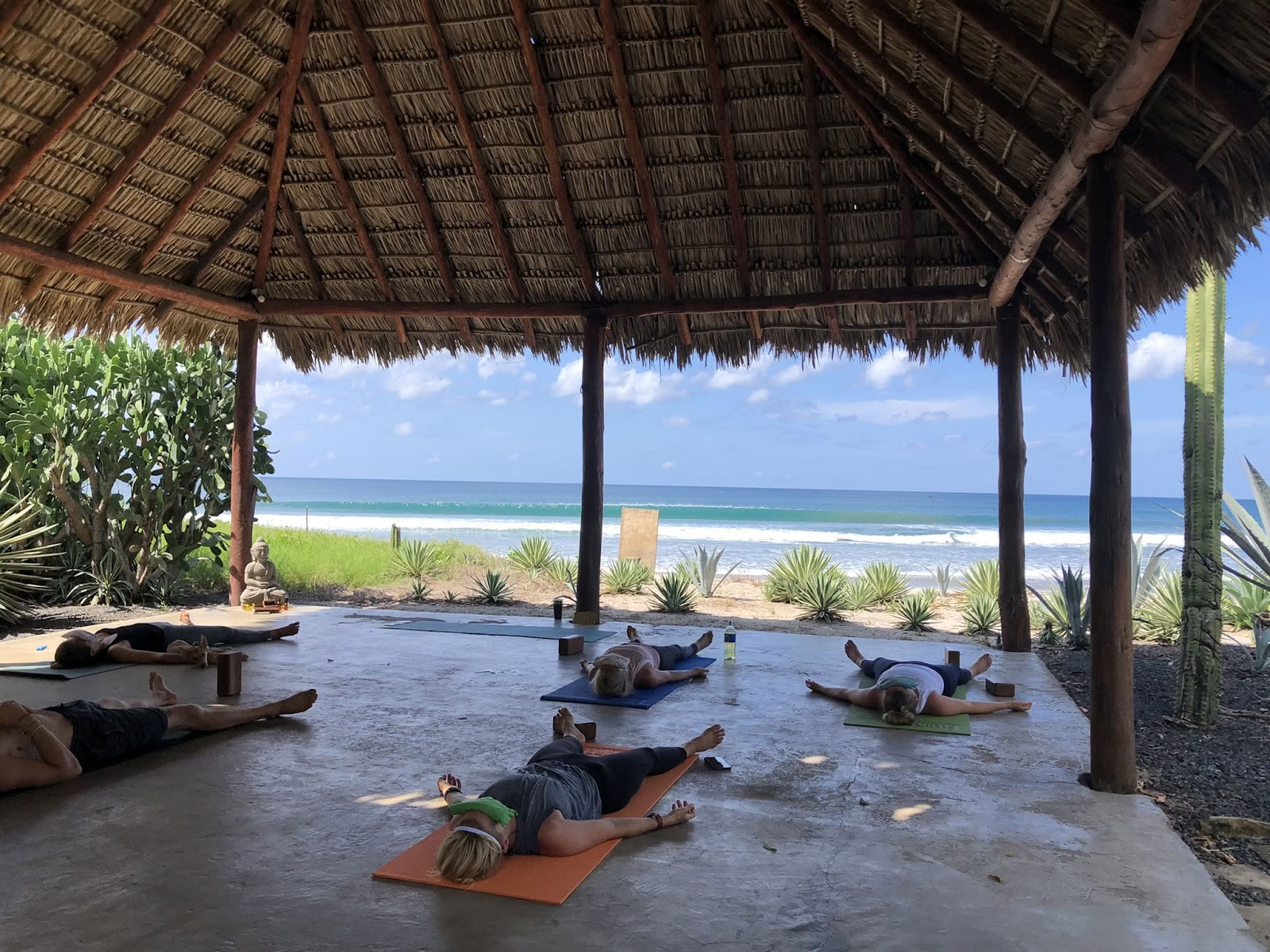 Flowwithbritt Jogos/Pilateso/Sculpt ir Flow