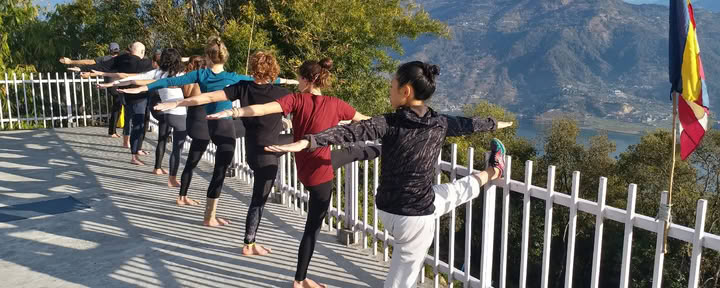 Jogos mokytojų rengimas Nepale, kurį organizuoja Salamba Yoga