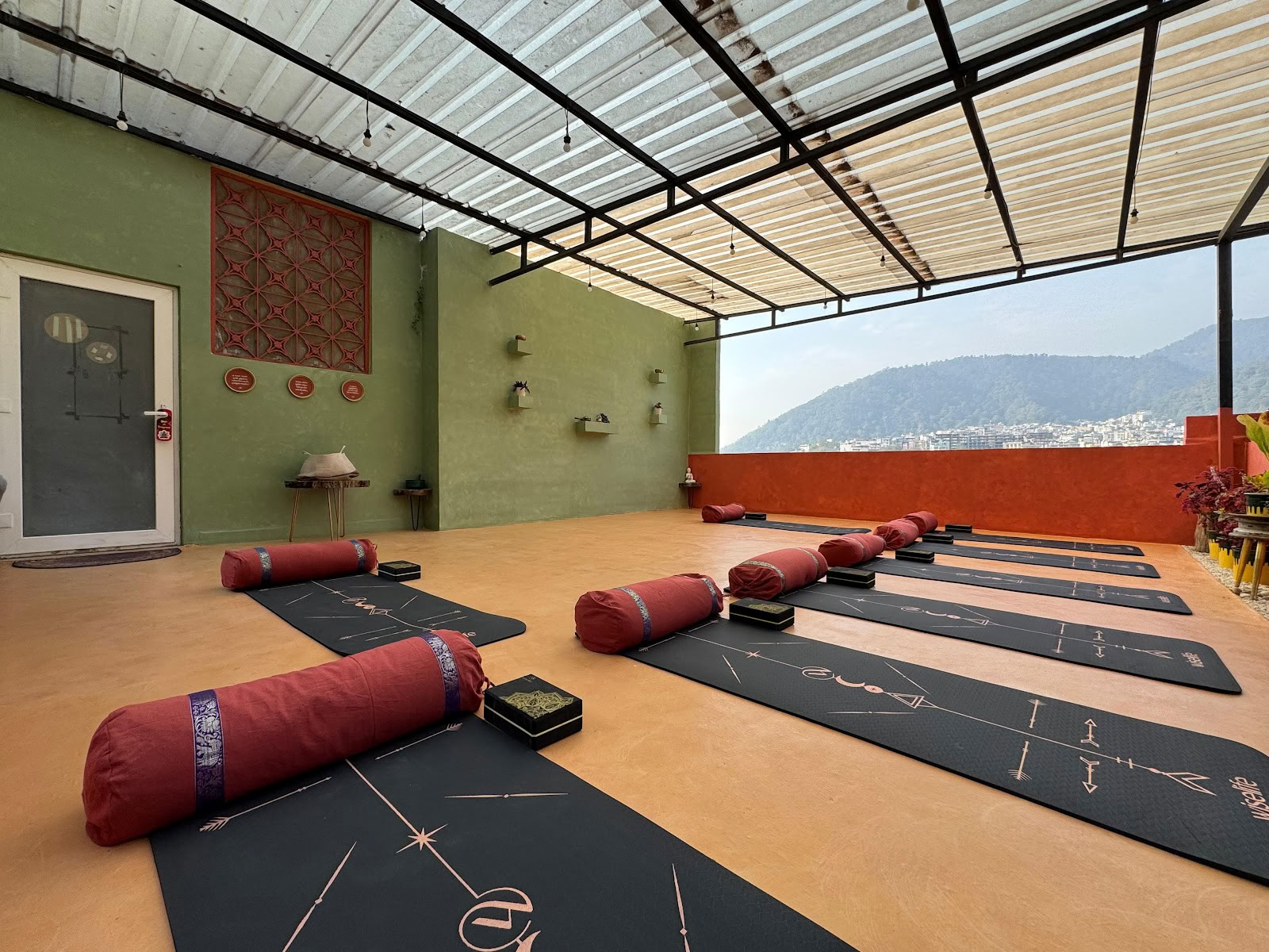 Bunk Stay CoWorking & Joga