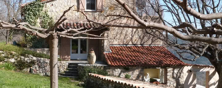 Abriecosy Bio veganiškas B&B, retritų centras, detoksikacija