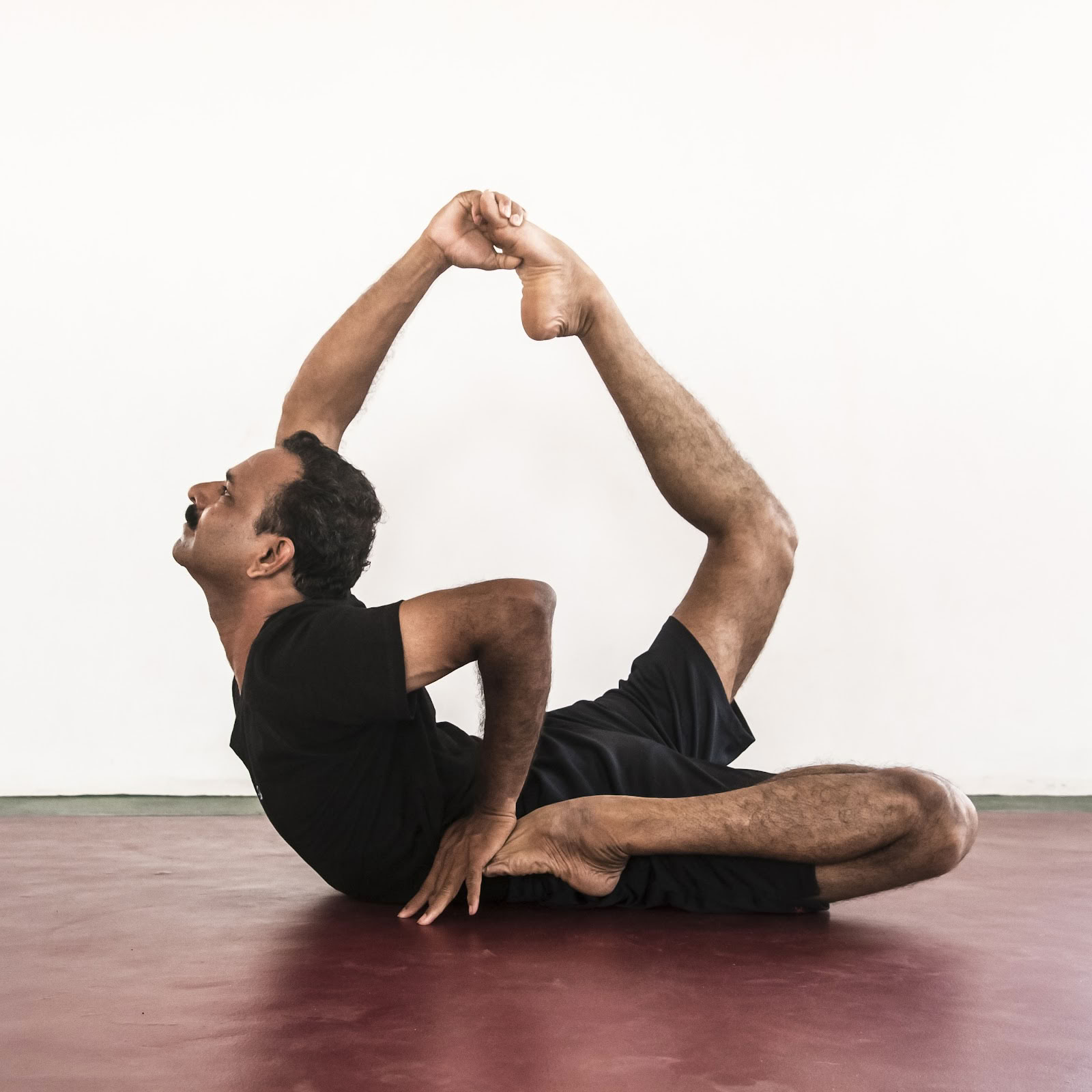 Joga su Srinatha Mysore, Indija – aštanga | hata | iygaro jogos mokytojų rengimo centras