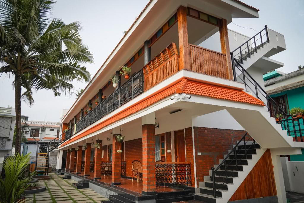 Kerala Yogashala – geriausia jogos mokykla Keraloje