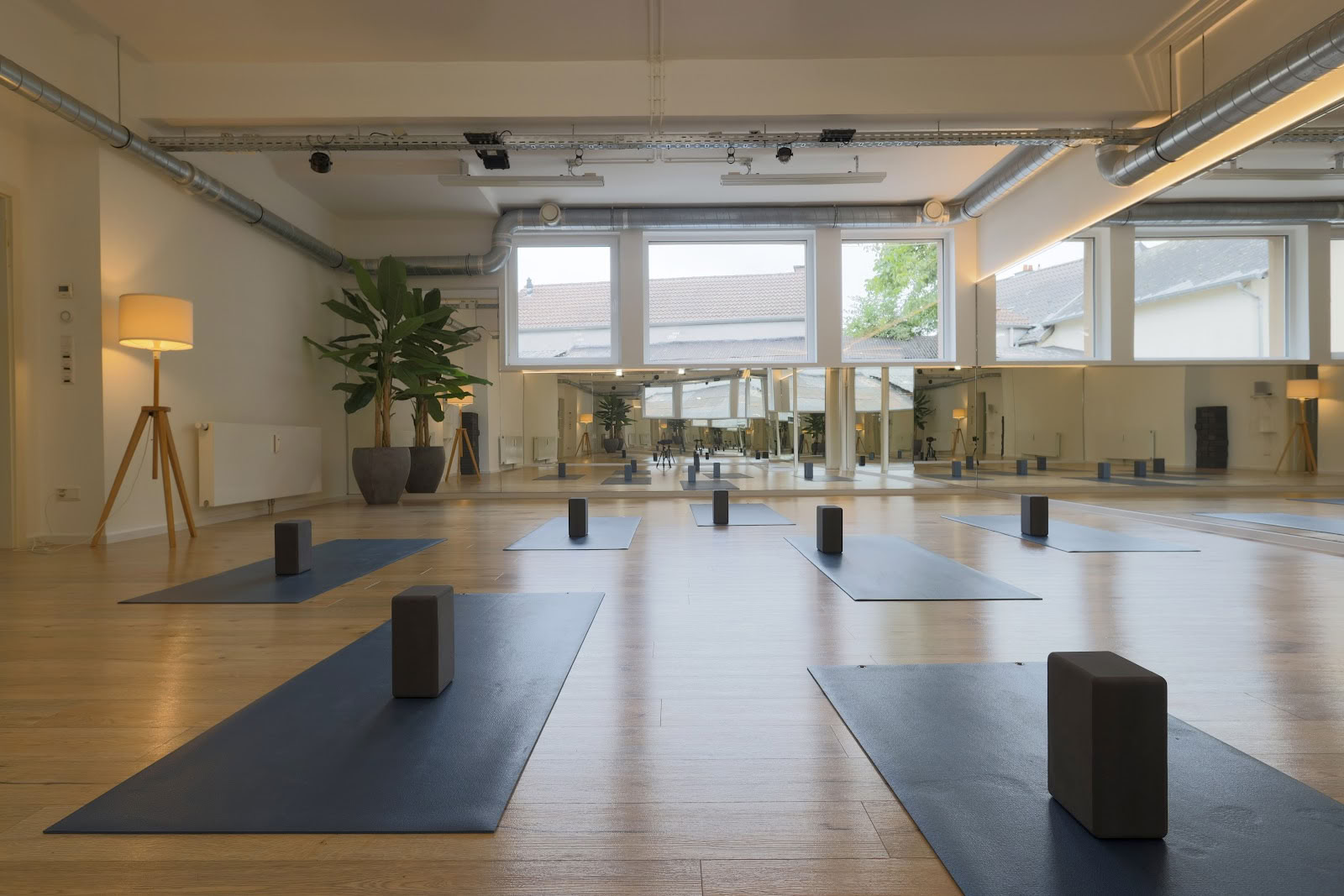 yogaloft. TROPICS - Karštoji joga Strassen
