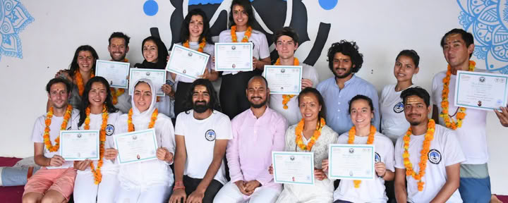 Maa Shakti Yog – jogos mokytojų rengimo mokykla, Rišikešas, Indija
