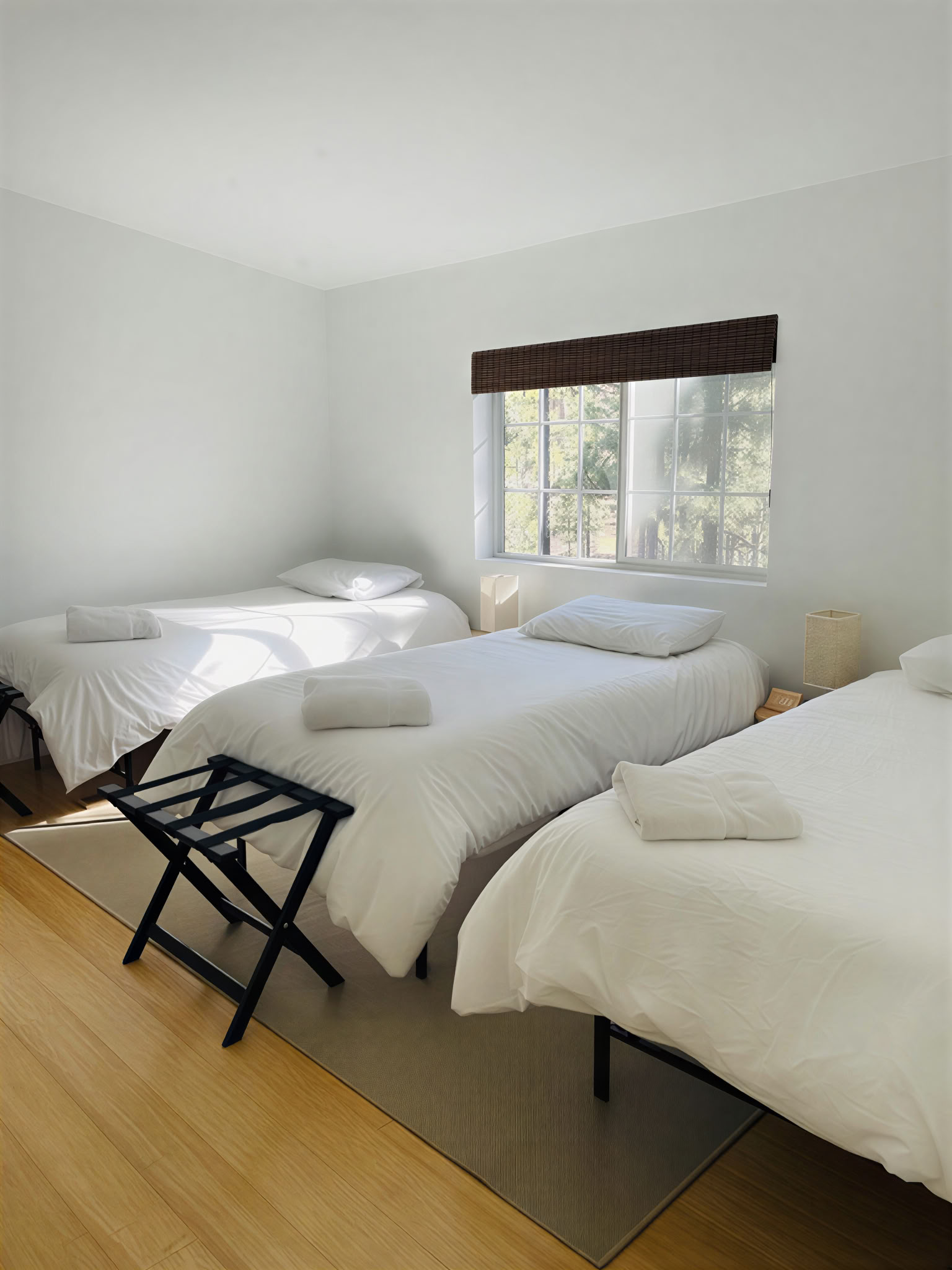 Triple Room, Shared Bath